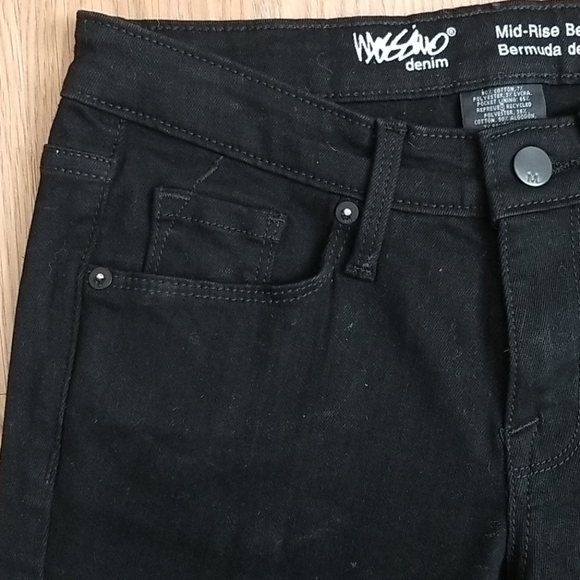 Mossimo Supply Co. Black Jean Shorts - Picture 2 of 7